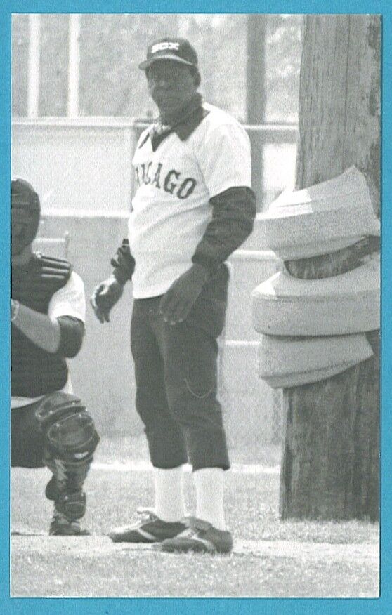 Minnie Minoso (1979) Chicago White Sox Vintage Baseball Postcard Pp00122